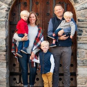 Meet your Posher, Lindsi